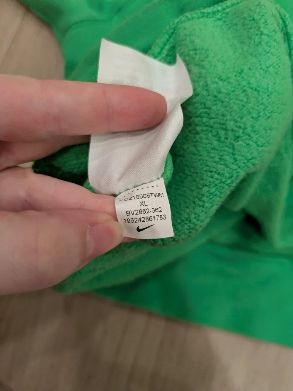 men's green Nike crewneck size xl